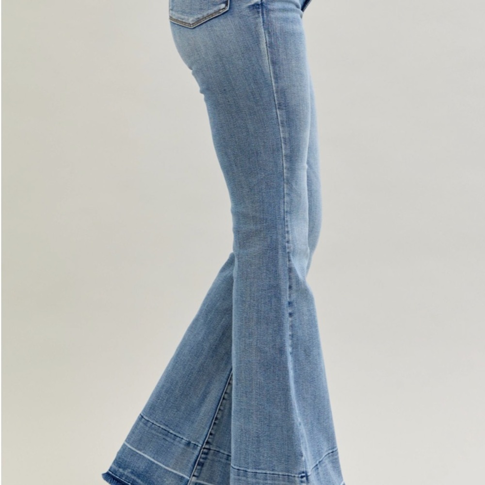 Judy Blue Classic Blue Flare Jeans for Women, new - Picture 7 of 16